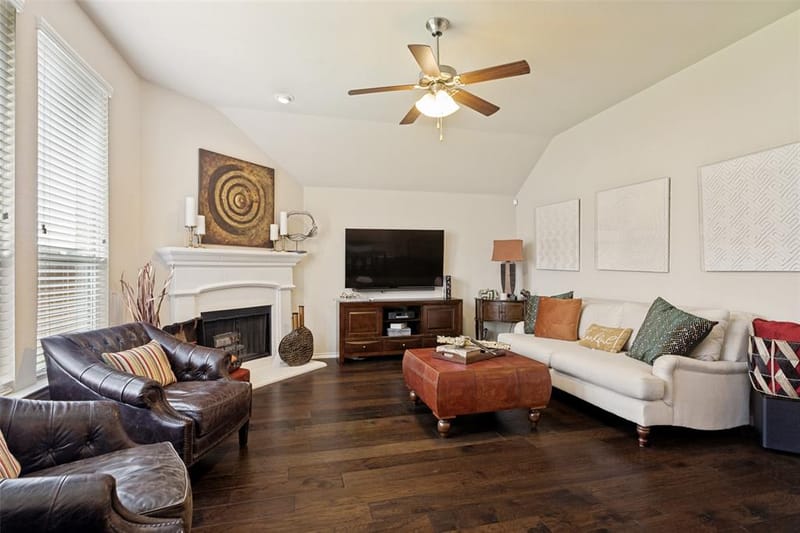 27 Oakridge Lane, Edgecliff Village TX 76134 - Photo 9