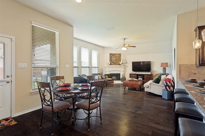 27 Oakridge Lane, Edgecliff Village TX 76134 - Photo 15