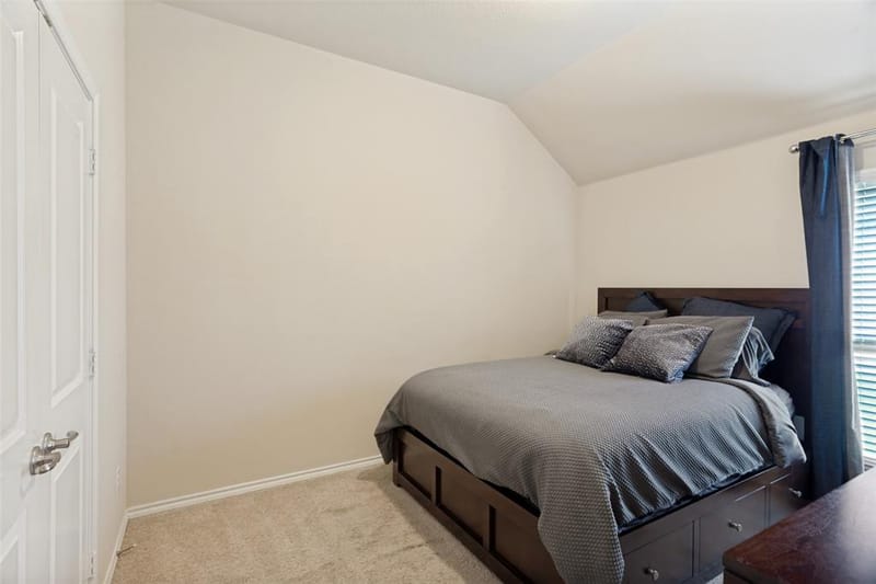 27 Oakridge Lane, Edgecliff Village TX 76134 - Photo 21
