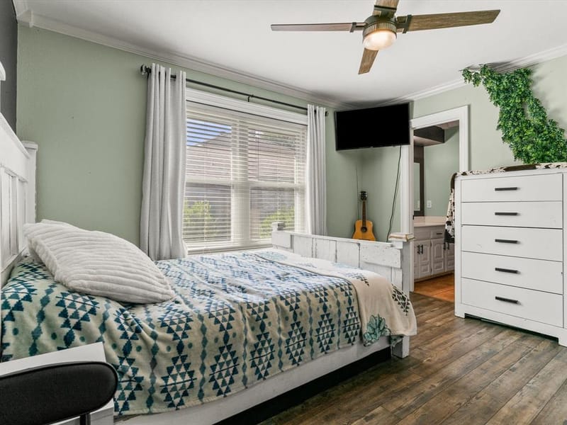 102 Kings Place, Joshua TX 76058 - Photo 10