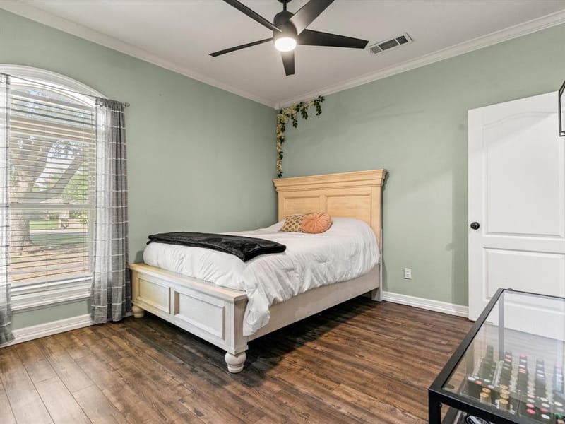 102 Kings Place, Joshua TX 76058 - Photo 11