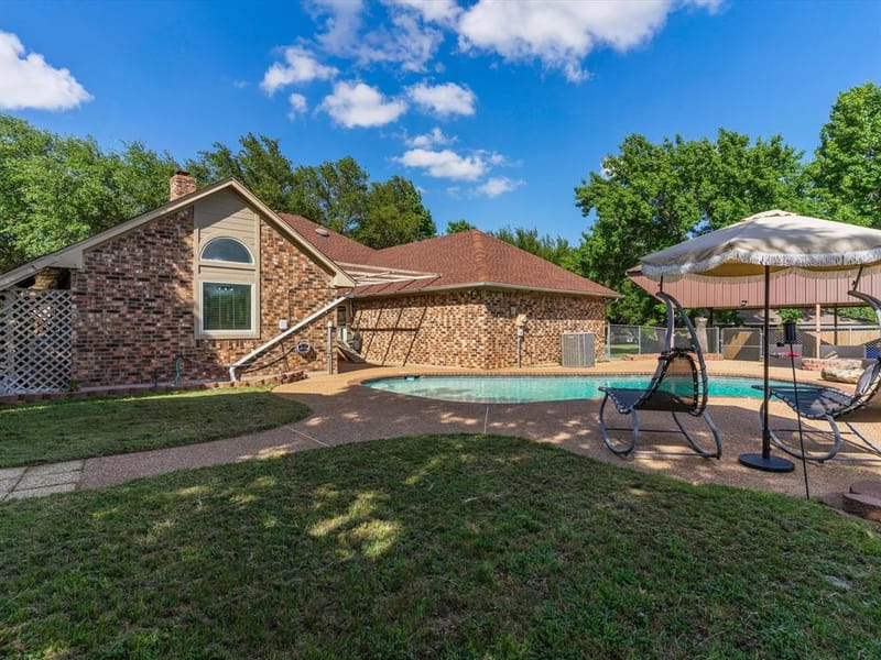 102 Kings Place, Joshua TX 76058 - Photo 4