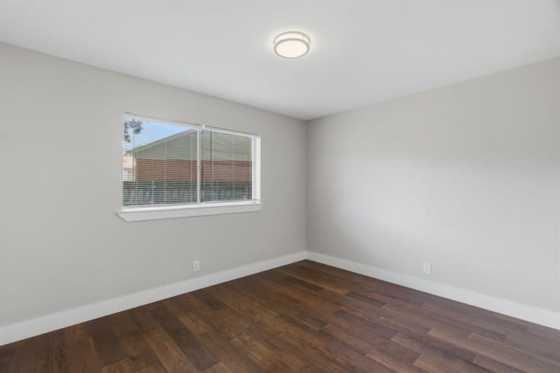 2204 Dunloe Avenue, Dallas TX 75228 - Photo 20