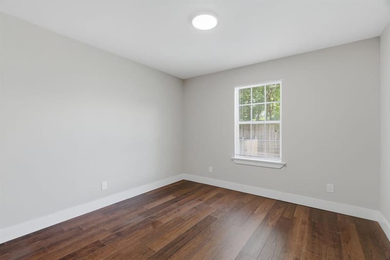 2204 Dunloe Avenue, Dallas TX 75228 - Photo 18