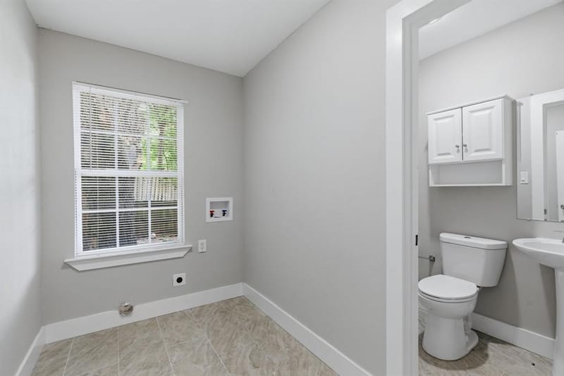 2204 Dunloe Avenue, Dallas TX 75228 - Photo 21