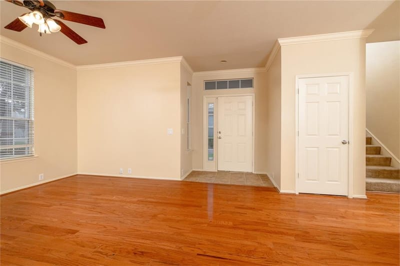 2722 Hyde Park Drive, Grand Prairie TX 75050 - Photo 9