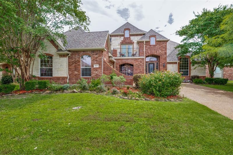 9617 Peachtree Lane, Rowlett TX 75089 - Photo 2