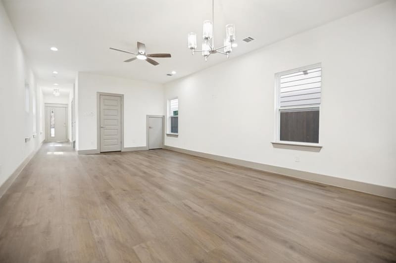 2420 Starks Avenue, Dallas TX 75215 - Photo 3