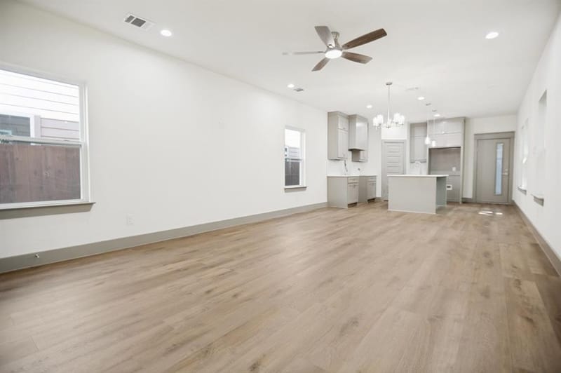 2420 Starks Avenue, Dallas TX 75215 - Photo 5