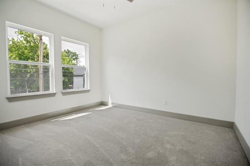 2420 Starks Avenue, Dallas TX 75215 - Photo 20