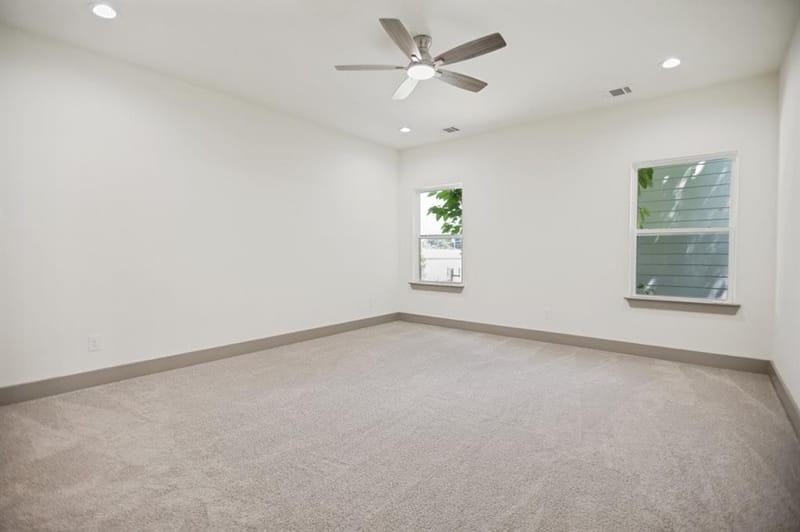 2420 Starks Avenue, Dallas TX 75215 - Photo 14