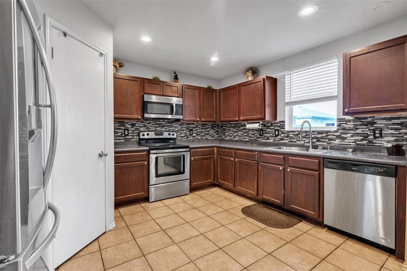 9129 Troy Drive, Fort Worth TX 76123 - Photo 9