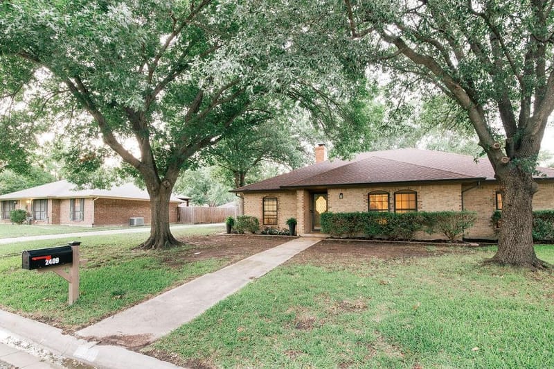 2409 Green Oaks Street, Denton TX 76209 - Photo 3