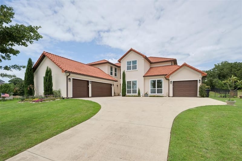 2501 Oak Bluff Drive, Corinth TX 76210 - Photo 4