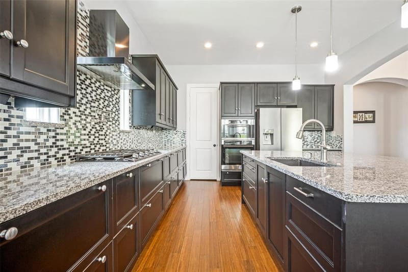 2501 Oak Bluff Drive, Corinth TX 76210 - Photo 8
