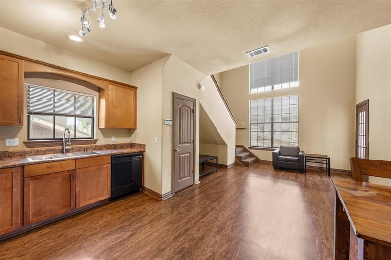 2410 S 2nd Street # 413, Waco TX 76706 - Photo 5