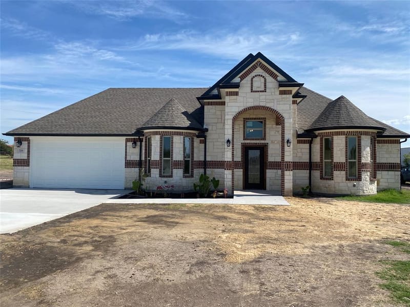 7363 NE County Rd 1056, Rice TX 75155