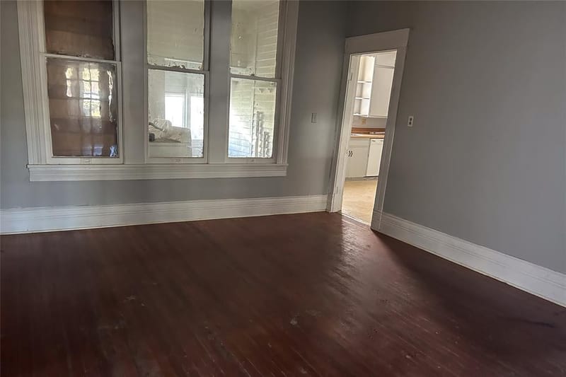 701 S Clements Street, Gainesville TX 76240 - Photo 24