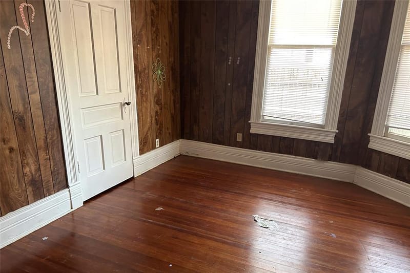 701 S Clements Street, Gainesville TX 76240 - Photo 25