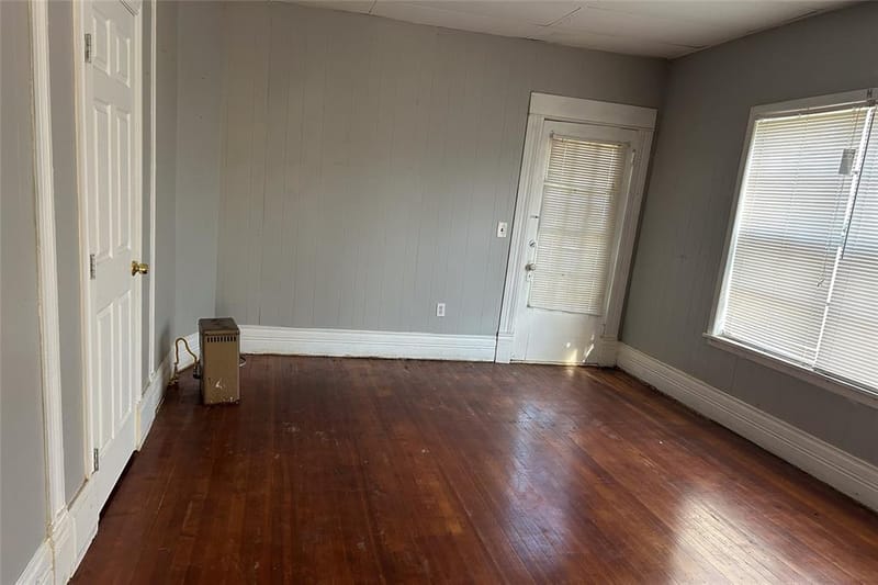 701 S Clements Street, Gainesville TX 76240 - Photo 21