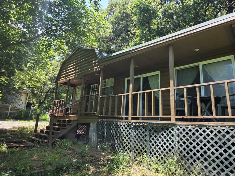 150 Dover Drive, Gordonville TX 76245