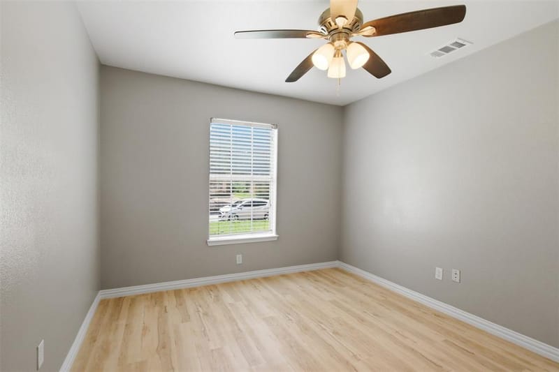 507 E Daugherty Drive, Garland TX 75041 - Photo 16