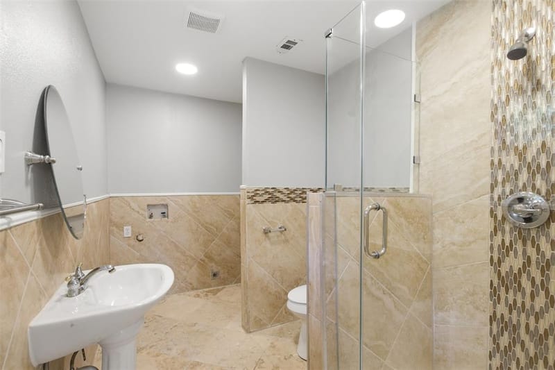 507 E Daugherty Drive, Garland TX 75041 - Photo 9