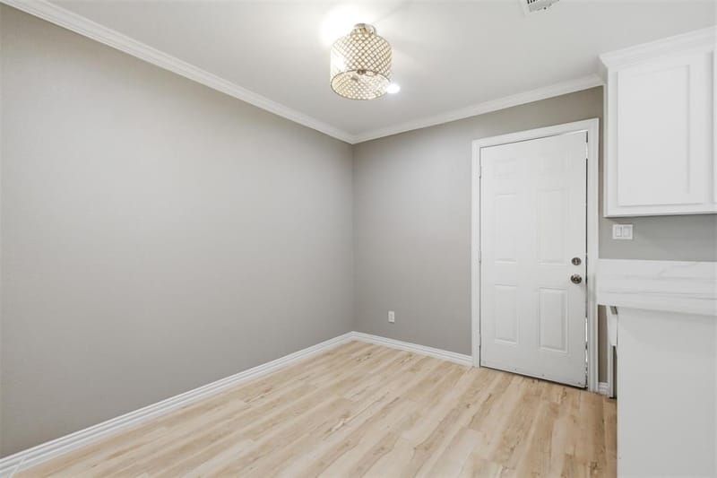 507 E Daugherty Drive, Garland TX 75041 - Photo 11