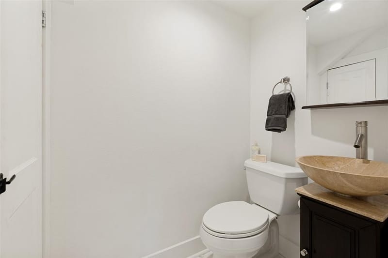 6490 Bordeaux Avenue, Dallas TX 75209 - Photo 16
