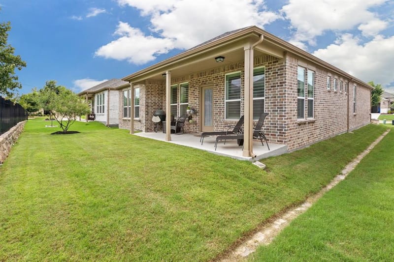 208 Long Pines Drive, McKinney TX 75071 - Photo 33