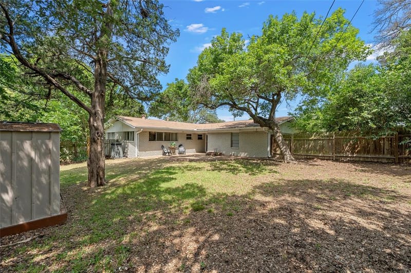 357 Sharron Drive, Woodway TX 76712 - Photo 32