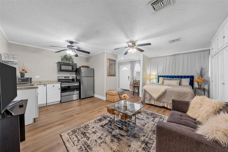 357 Sharron Drive, Woodway TX 76712 - Photo 14