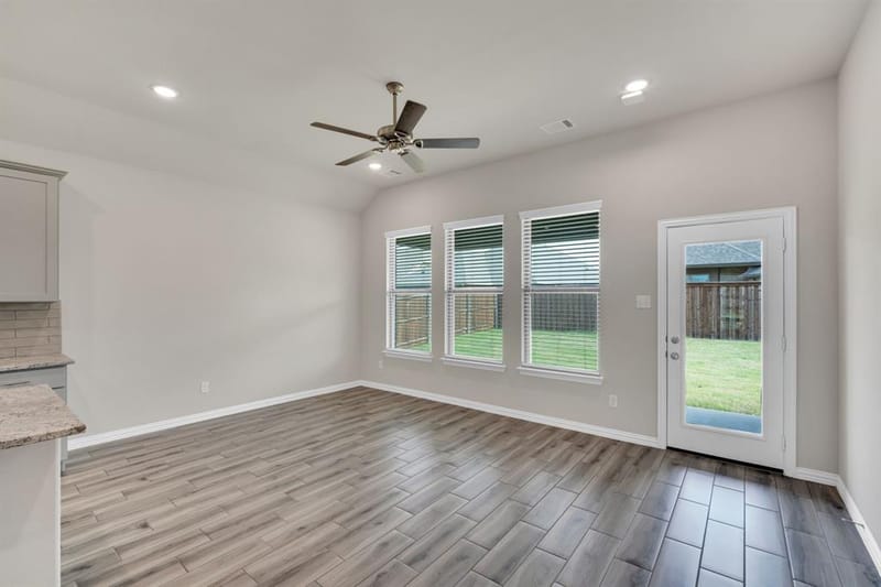 821 Cavalcade Drive, Ferris TX 75125 - Photo 31
