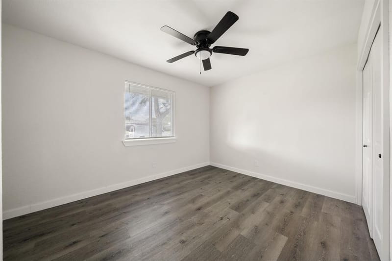 2126 Travis Drive, Carrollton TX 75006 - Photo 23