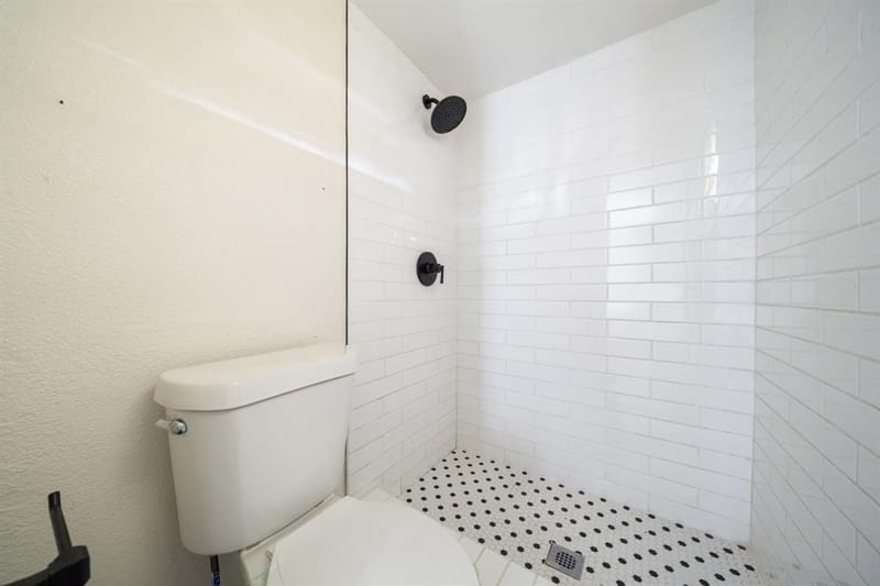 2126 Travis Drive, Carrollton TX 75006 - Photo 28