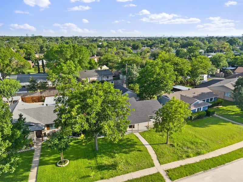 2126 Travis Drive, Carrollton TX 75006 - Photo 34