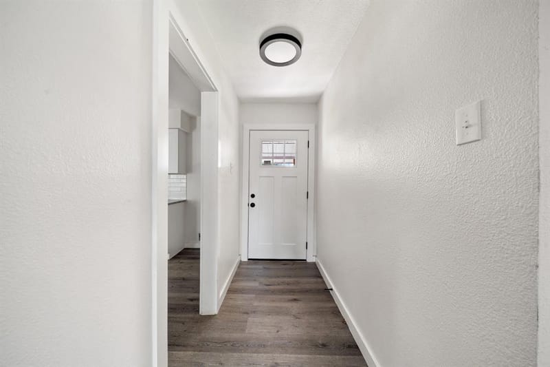 2126 Travis Drive, Carrollton TX 75006 - Photo 10