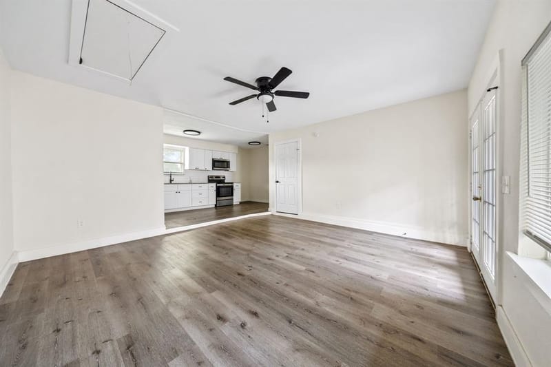 2126 Travis Drive, Carrollton TX 75006 - Photo 15