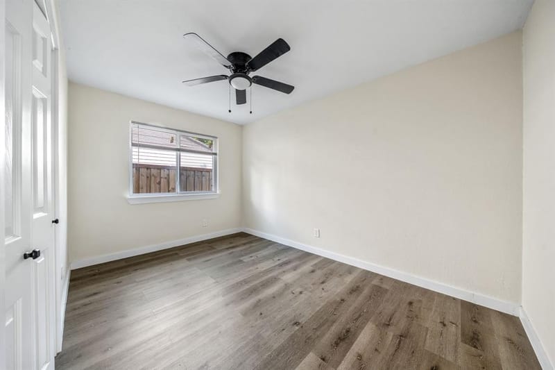 2126 Travis Drive, Carrollton TX 75006 - Photo 19