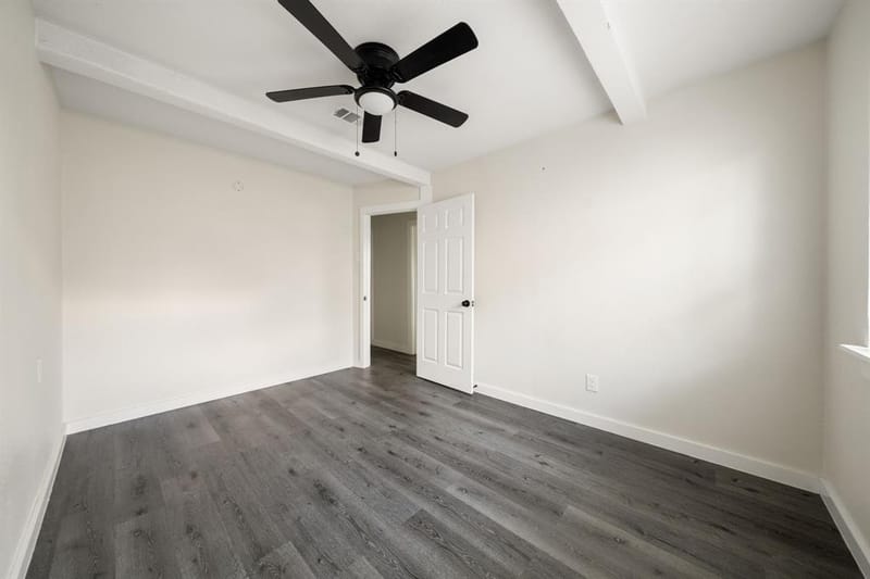 2126 Travis Drive, Carrollton TX 75006 - Photo 25