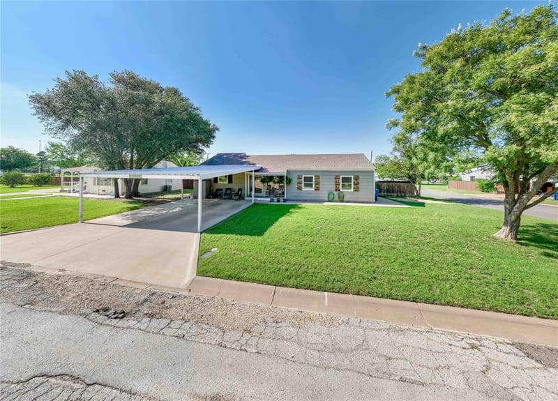 1400 W Wheeler Street, Breckenridge TX 76424 - Photo 23