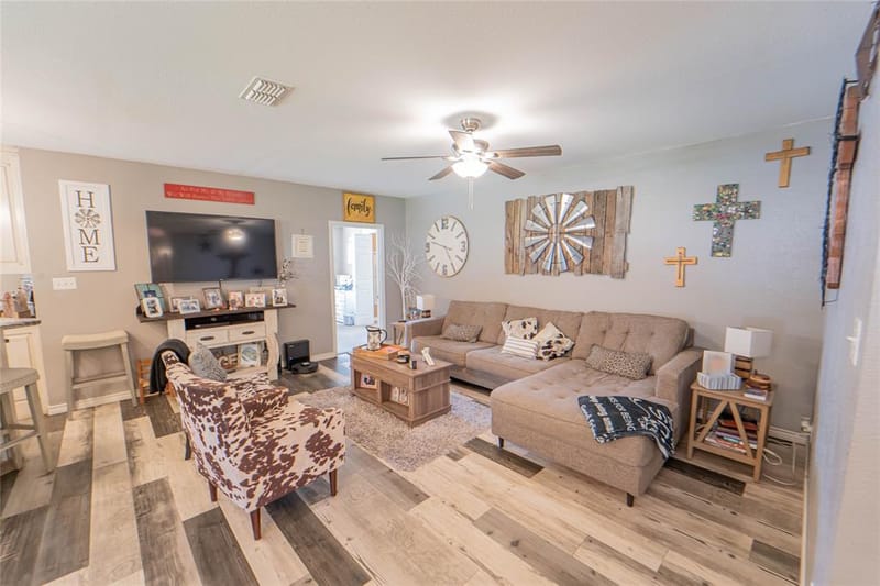 1400 W Wheeler Street, Breckenridge TX 76424 - Photo 2