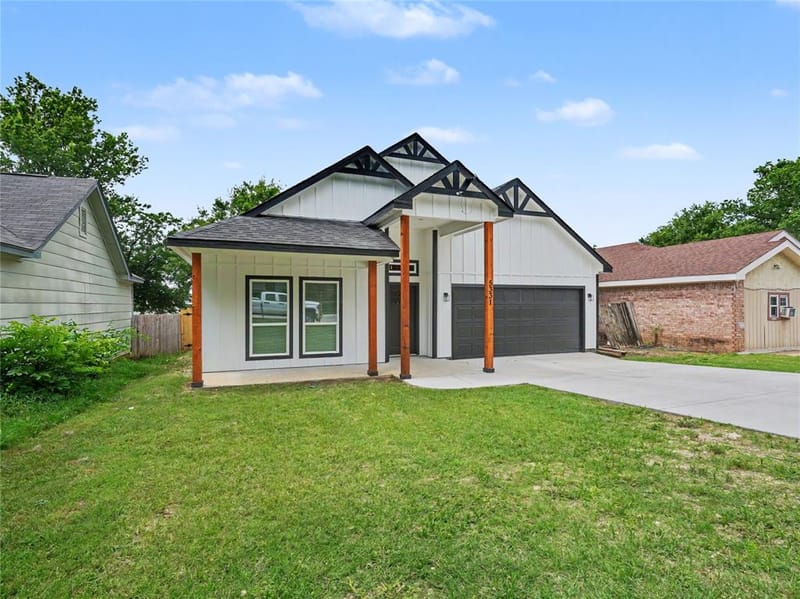 5331 Fernander Drive, Fort Worth TX 76107 - Photo 2