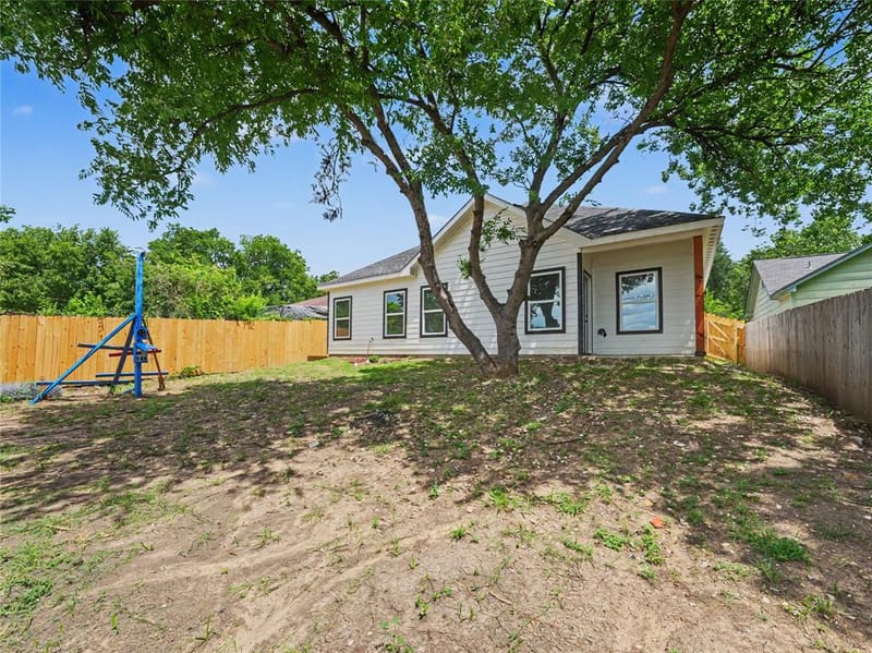 5331 Fernander Drive, Fort Worth TX 76107 - Photo 24