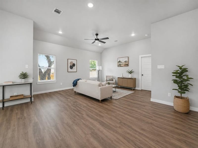 5331 Fernander Drive, Fort Worth TX 76107 - Photo 11