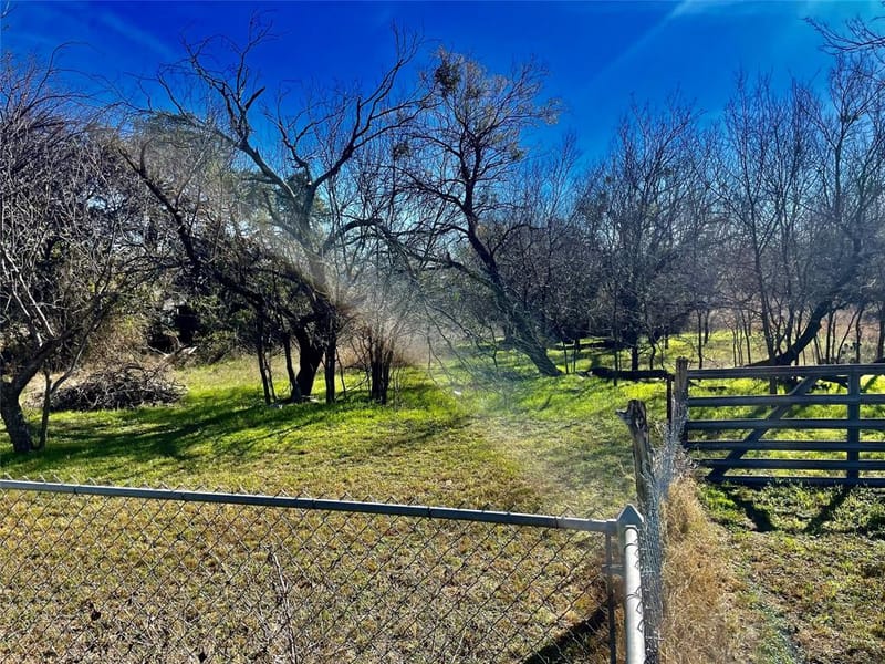 1306 E Central, Comanche TX 76442 - Photo 9