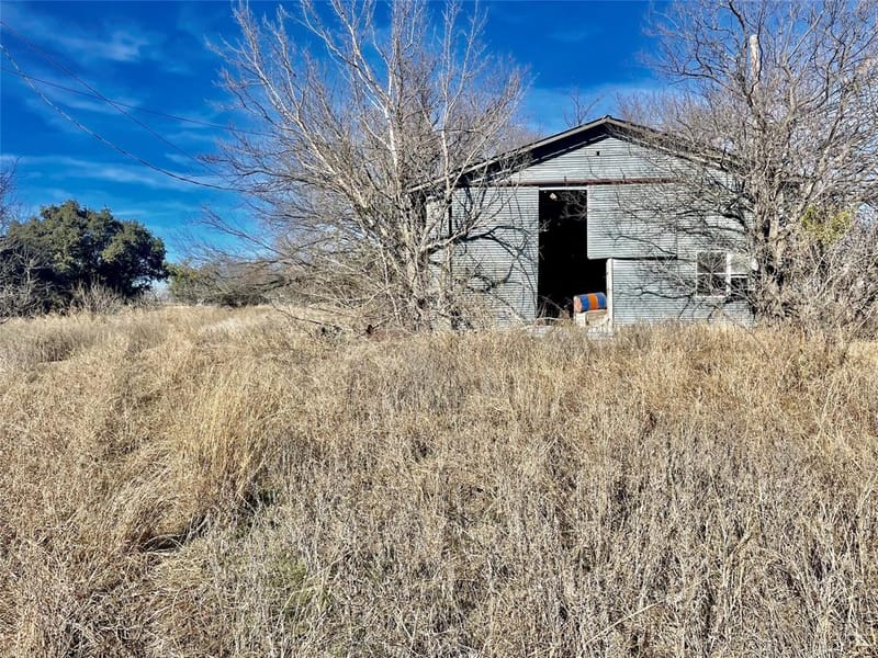 1306 E Central, Comanche TX 76442 - Photo 11