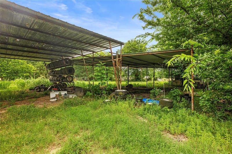 8677 S Fm 898, Whitewright TX 75491 - Photo 16