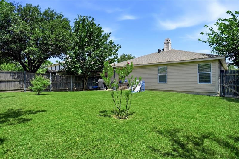2208 Maple Drive, Little Elm TX 75068 - Photo 15