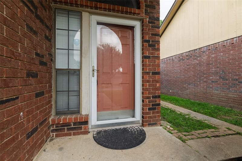 6929 Aston Drive, North Richland Hills TX 76182 - Photo 3